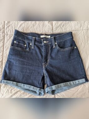 [Levi's] Dark Wash Mid Length Denim Shorts Sz 27